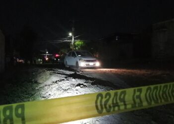 Ejecutan a balazos a joven de Los Huizaches en su automóvil en la CNOP