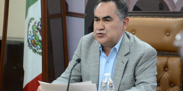 Rector anuncia la ampliación de la matrícula en la UAS; 490 espacios más para Medicina y Odontología