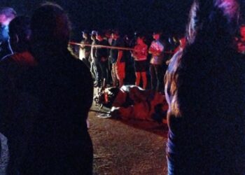 Muere pareja de jóvenes en choque de motocicleta en Eldorado