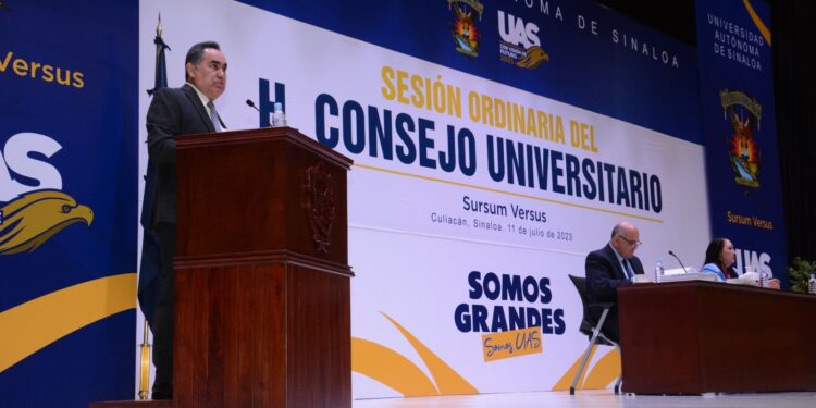 En el marco del Nuevo Modelo Educativo, aprueba el Consejo Universitario de la UAS modificaciones a 93 programas de licenciatura