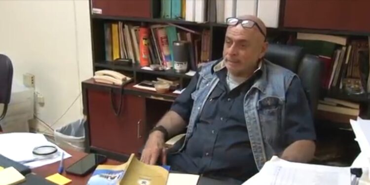 Hay riesgo de que en México se multipliquen alcaldes gobernando desde cuarteles militares, advierte Gonzalo Armienta