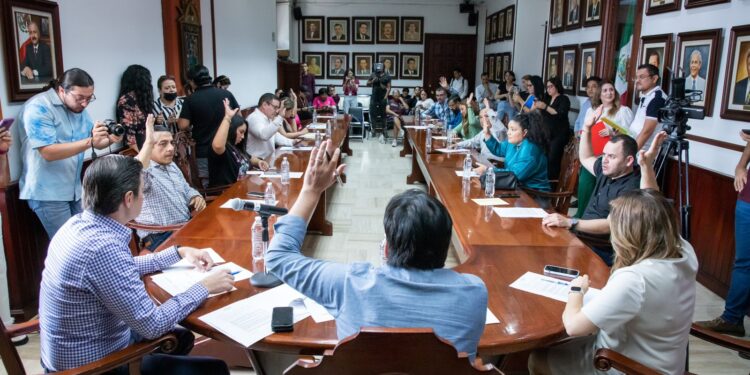 Aprueba Cabildo convocatorias para el ‘Premio Coltzin’ y el concurso ‘Cabildo Juvenil’