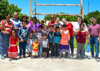 Garantizaremos la educación y bienestar para la niñez migrante: Domínguez Nava