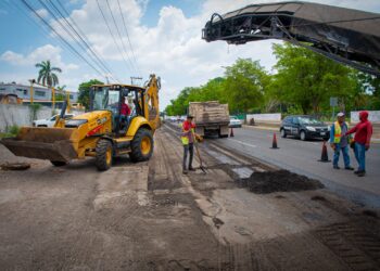 Continúa la renovación vial en el bulevar Pedro Infante y el fraccionamiento Prados del Sol II