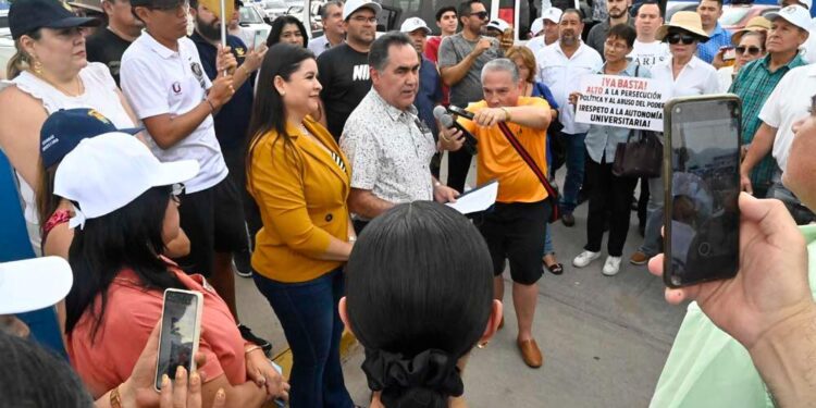 Socializando la problemática de la UAS, el Rector encabeza Jornada Estatal de Perifoneo con más de 400 brigadas de universitarios