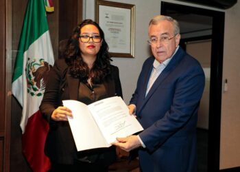 Rocha nombra a Karina Elizabeth Márquez Calderón titular de la Comisión Estatal de Búsqueda de Personas