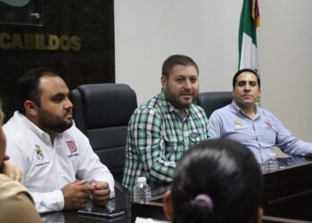 Alcalde de Badiraguato refrenda apoyo mediante programas sociales; se reúne con síndicos