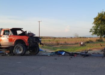 Muere agente de la Policía Municipal de Ahome en choque de motocicleta y camioneta en Navolato