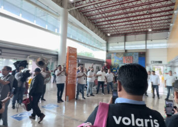 ¡Nuevo vuelo Volaris! Con el sinaloense reciben a los primeros pasajeros de AIFA-Culiacán
