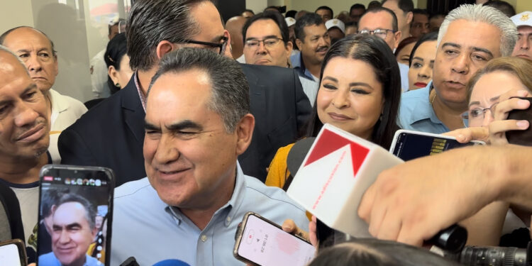 “Siempre me he sentido bien, nunca me he sentido mal porque jamás he obrado mal”: Rector UAS