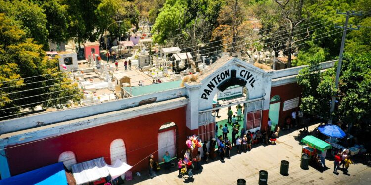 ¡Todo se trató de una confusión! Restos humanos  hallados en tumba del Panteón Civil sí están identificados