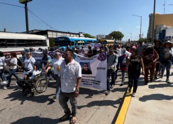 ¡Justicia, fuera Marinos!, jornaleros de Villa Juárez protestan ante asesinato del joven Jesús Antonio
