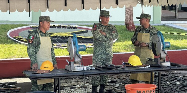 ¡Duro golpe! Ejército destruye armas aseguradas a la delincuencia
