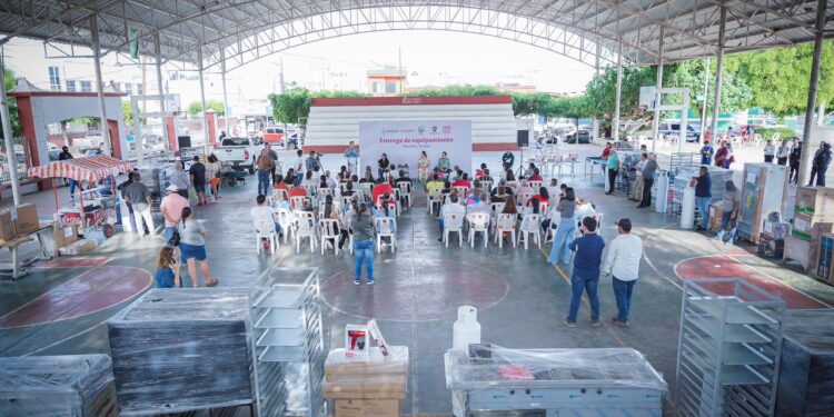 Gobierno de Rocha duplicará entrega de equipamiento productivo a microempresarios este 2023