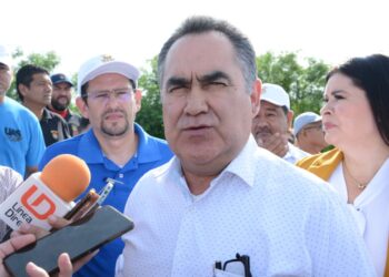 Vinculan a proceso al rector de la UAS