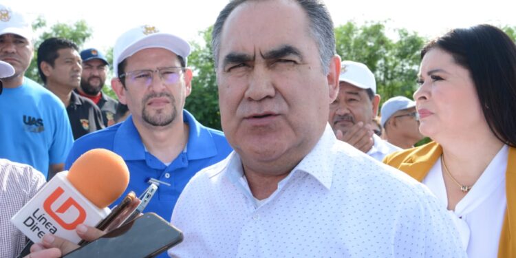 Vinculan a proceso al rector de la UAS