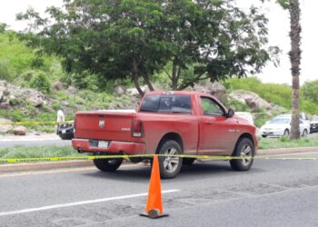 Ejecutan de “carro a carro” frente al Splash Club a vecino de la Guadalupe Victoria