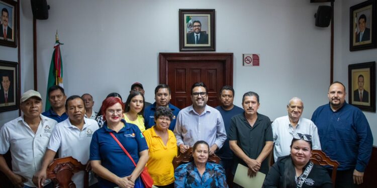 Alcalde de Culiacán acuerda con dirigentes de organizaciones mejorar seguridad y servicios públicos