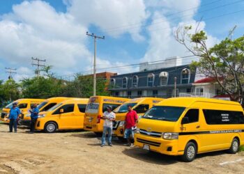 Supervisa Vialidad y Transportes las condiciones físico mecánicas de unidades de transporte escolar de Sinaloa