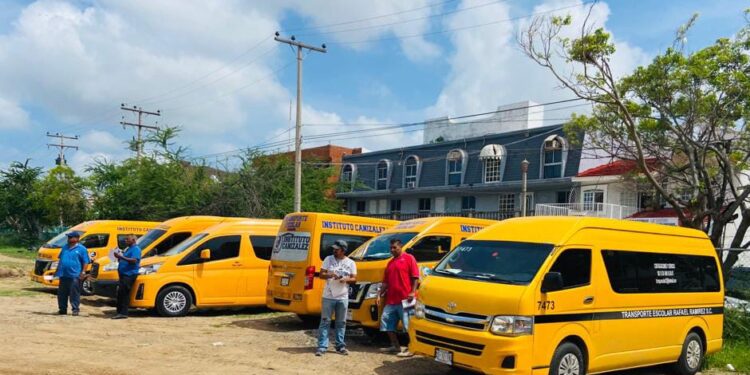 Supervisa Vialidad y Transportes las condiciones físico mecánicas de unidades de transporte escolar de Sinaloa