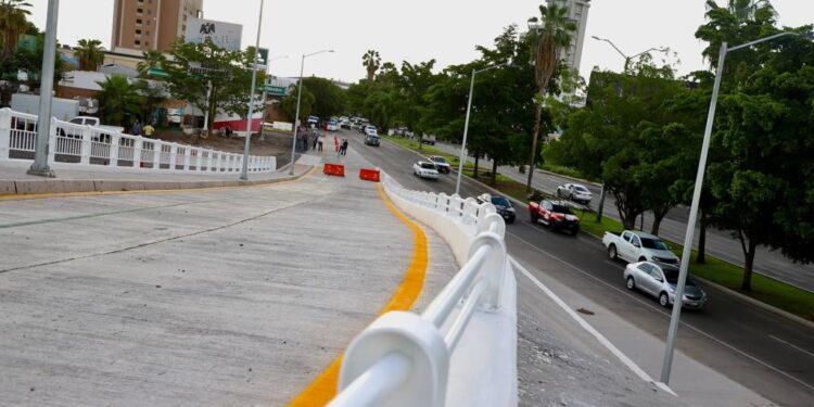 Abren a la circulación gaza del malecón nuevo hacia la Obregón