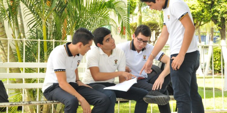 Implementando el Nuevo Modelo Educativo, este lunes la Nueva Universidad recibe a 160 mil estudiantes en el inicio del Ciclo Escolar 2023-2024