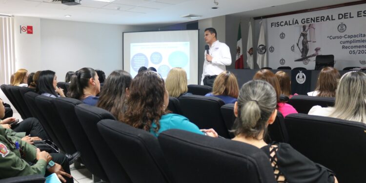 Personal de la FGE recibe capacitación en cumplimiento a la recomendación 05/2023 por la CEDH