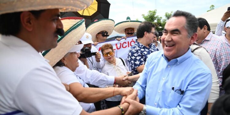 Rector hace un llamado de alerta a los universitarios y pide que se informe a las y los alumnos sobre el desarrollo de la lucha de la UAS por la defensa de su autonomía