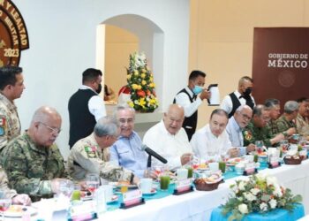 Asiste Rocha Moya a encuentro con mandatarios de la Región del Mar de Cortés