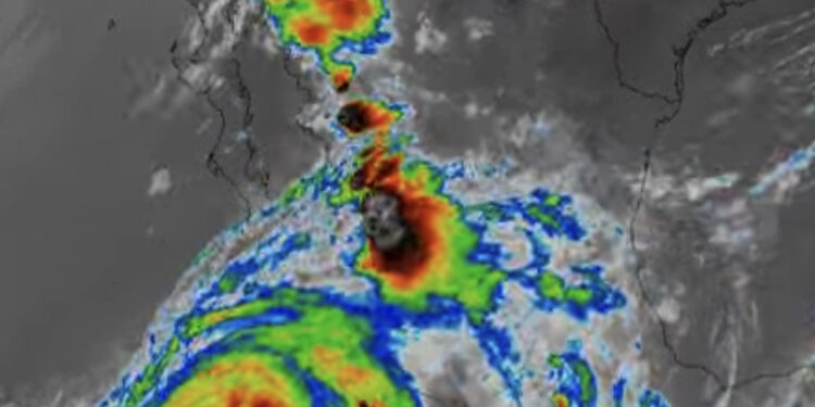 El huracán “Hilary”  categoría 3, deja fuertes lluvias en Sinaloa