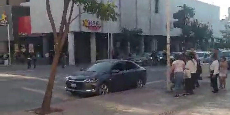 Caso de joven frente a Catedral, podría ser investigado por la FGE como intento de privación de la libertad o secuestro virtual