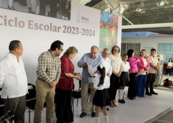 Rocha Moya inaugura el ciclo escolar 2023-2024; más de 570 mil estudiantes inician clases en Sinaloa