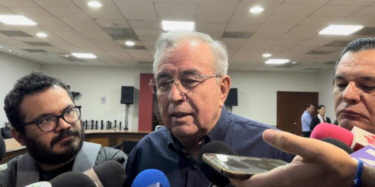 Yuridia sí estará en El Grito; habrá tacos y hot-dog GRATIS, confirma el gobernador