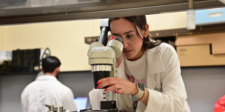 Investigadores de la Facultad de Ciencias de la Nutrición y Gastronomía logran publicación de artículos científicos en revistas de talla internacional