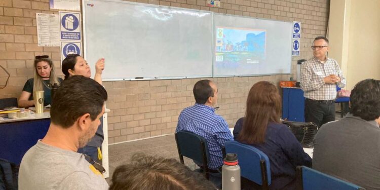 Pone la UAS a disposición de egresados y empresas 72 diplomados en siete áreas del conocimiento