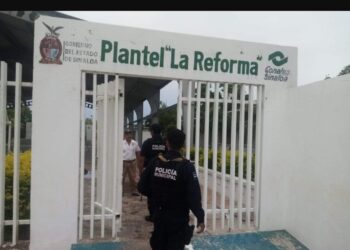 Machetean a velador de Conalep de La Reforma