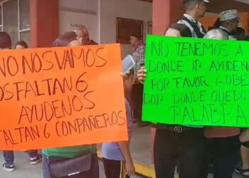 “¡No nos vamos, nos faltan 6, ayúdenos”; habitantes  se resisten a regresar a Sinaloa municipio tras desapariciones de familiares