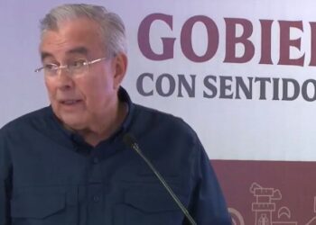 “Las cosas están tranquilas, no hay acciones de violencia”: Rocha tras retorno de familias a Sinaloa municipio