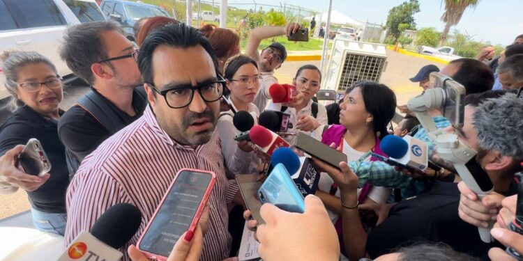 ¿Austero? Alcalde anuncia que busca traer a los festejos de Culiacán a Wisin & Yandel  y Ozuna