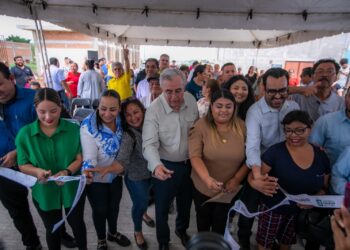 Estamos demostrando con hechos que trabajamos donde más se requiere: Rocha Moya