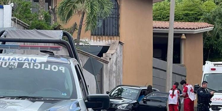 Asesinan a balazos de “carro a carro” a un joven en Lomas de Guadalupe