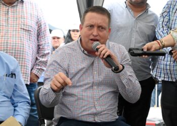 Tribunal colegiado admite amparo de universitarios y un juez analizará si es constitucional o no la actuación de la UIPE; incluso podría desaparecer