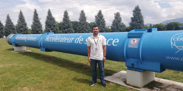 Estudiante de la UAS realizó una estancia en la Organización Europea para la Investigación Nuclear, en Suiza
