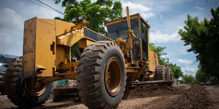 Obras de reencarpetado transforman la infraestructura vial de la ciudad de Culiacán