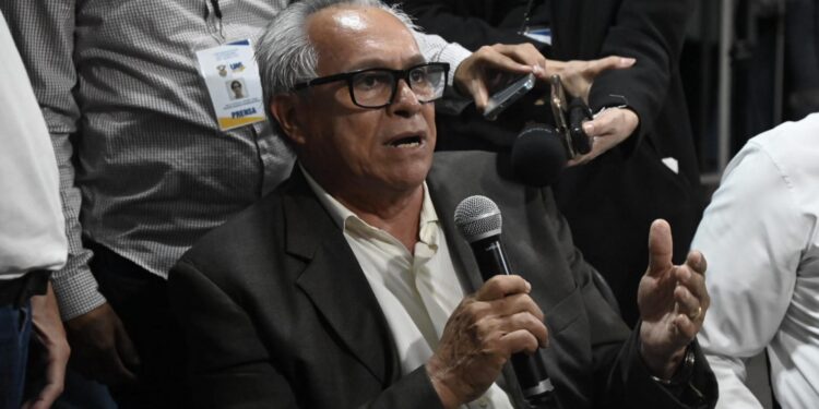 Cancelación de 700 facturas echarán por tierra la solicitud de vinculación de la Fiscalía y el Rector saldrá con la frente en alto, aseguran abogados