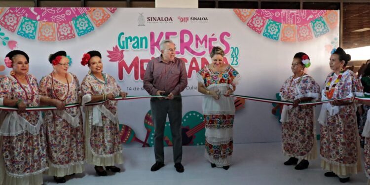 Rocha inaugura la Tradicional Gran Kermés Mexicana DIF 2023