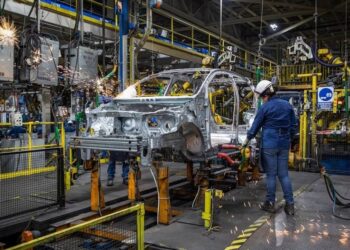 Huelga automotriz de Estados Unidos origina en sus primeros tres días pérdidas por 76 millones de dólares en México, asegura especialista