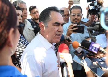 Medios nacionales retoman persecución política en contra del Rector y la actuación autoritaria de los diversos Poderes en el Estado