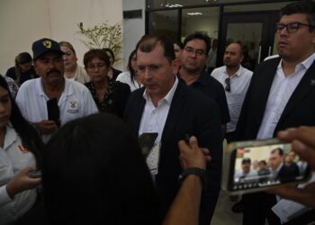 Se reafirmó la persecución política del Gobierno del Estado de Sinaloa; juez vincula a proceso a Robespierre Lizárraga