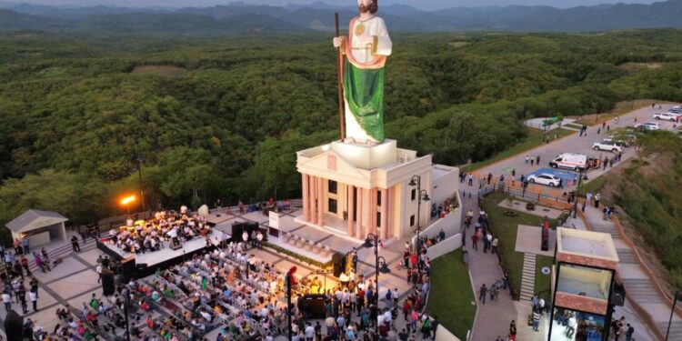 Abre sus puertas el Parque Mirador Badiraguato con su San Judas gigante